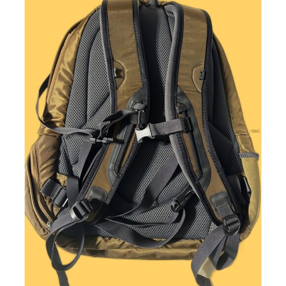 REI Acumen Brown Teal Work/School/Travel Back Pack NEW Back Straps Adjustable - Picture 2 of 9